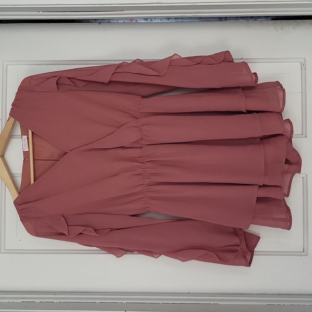 Women's NWOT Pink Lily ruffle romper size large